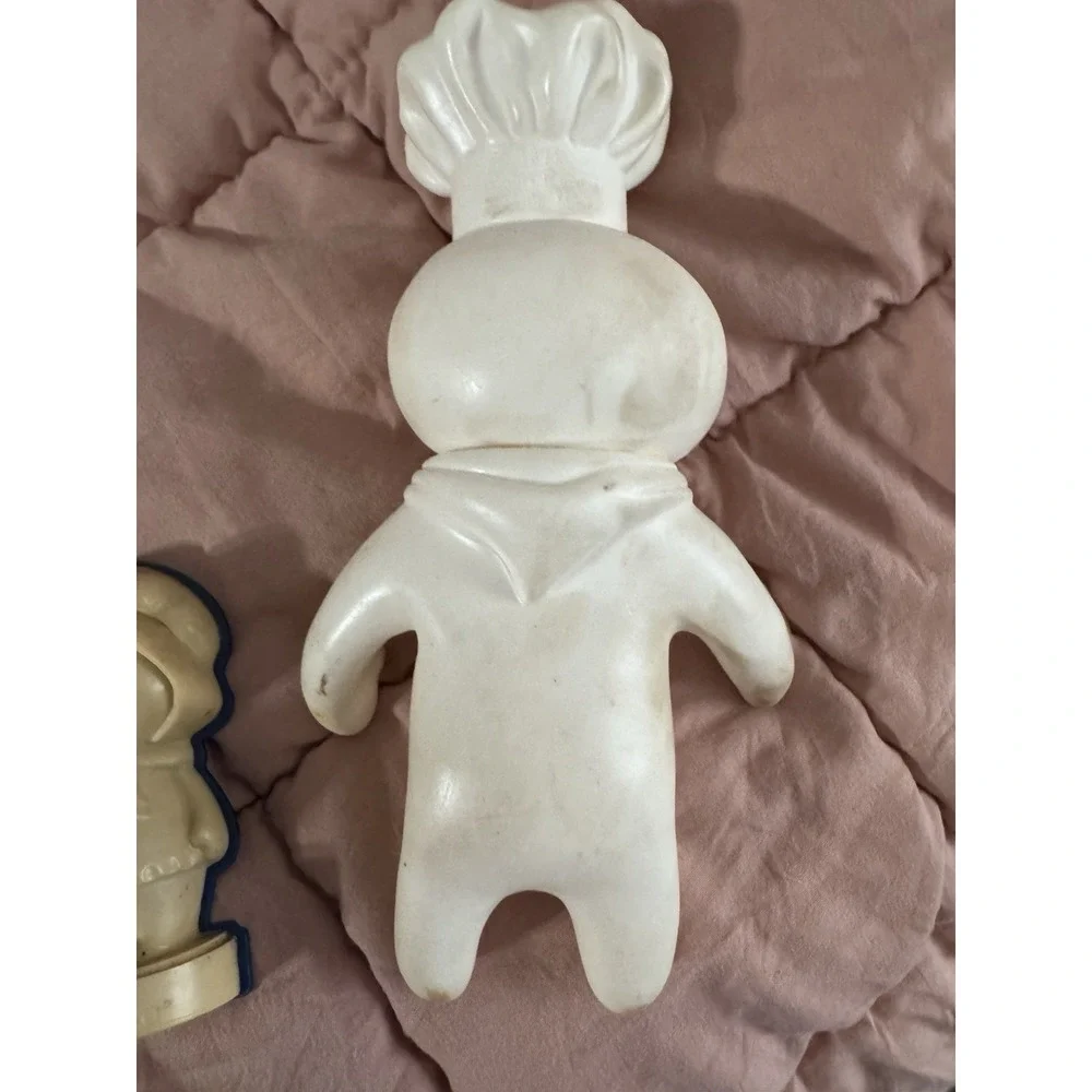 Set of 3 Vtg Pillsbury Dough Boy Pop N Fresh & Poppie Magnets & 1971 Figure